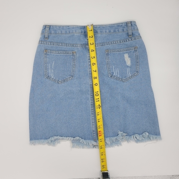 Lightwash Distressed Denim Short Skirt Sz S - Picture 3 of 4